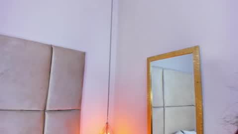 angelag_ online show from March 11, 10:46 pm