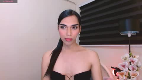 SENORITA online show from January 7, 11:48 am