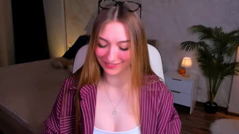 angelanabelle online show from December 17, 2:13 pm