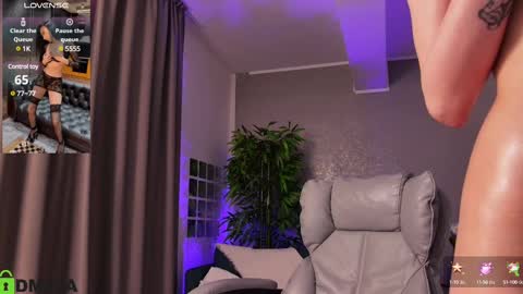 Angela online show from February 10, 3:21 pm