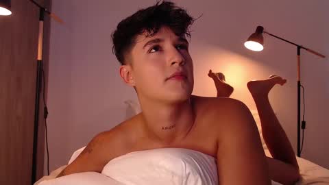 Snapshot of angelcossio chatting on February 25, 8:21 pm Angel online show from February 25, 8:21 pm