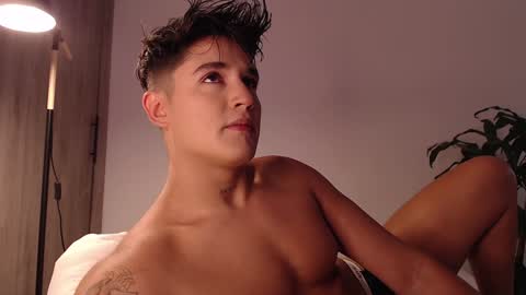 Snapshot of angelcossio chatting on January 28, 12:32 pm Angel online show from January 28, 12:32 pm