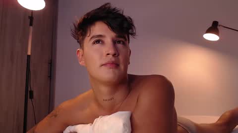 Snapshot of angelcossio chatting on February 11, 10:28 pm Angel online show from February 11, 10:28 pm