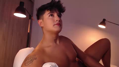 Snapshot of angelcossio chatting on February 26, 9:09 pm Angel online show from February 26, 9:09 pm