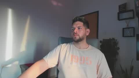 angel online show from October 7, 10:06 pm