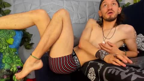 angeldamianart online show from January 9, 2:33 pm