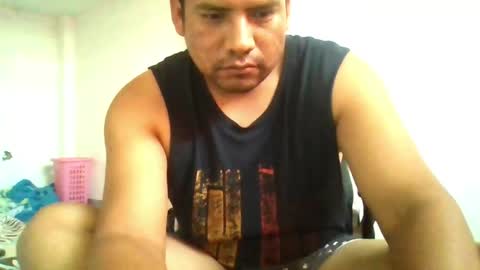 angeldavid90 online show from April 17, 9:50 pm