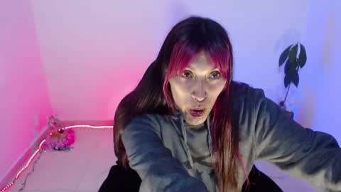 angele online show from October 29, 7:36 pm