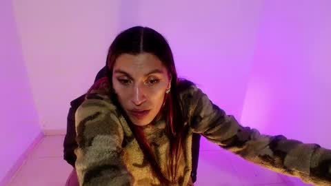 angele online show from May 13, 6:28 pm