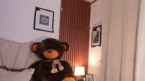 Carolina online show from April 9, 1:53 am