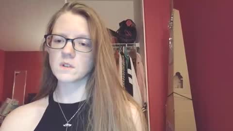 AngelicAngel online show from March 5, 7:28 am