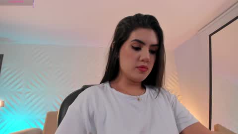  Angelica Vega  online show from April 21, 7:10 pm