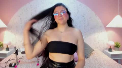 Angelica online show from April 10, 6:30 am