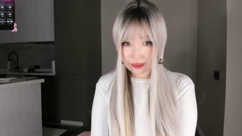 angel online show from June 17, 9:42 pm
