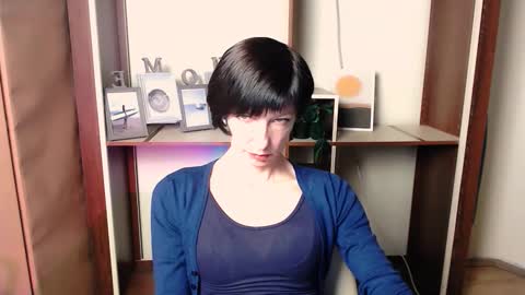 Angelina online show from November 18, 8:17 am