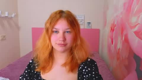 AngelinaLow online show from April 18, 11:34 am