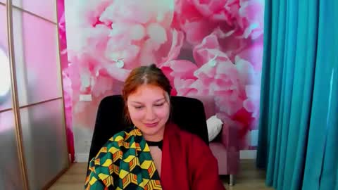 AngelinaLow online show from May 11, 2:45 pm