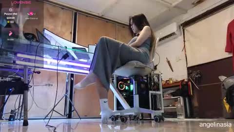 Angel online show from March 19, 12:05 am