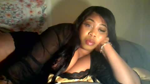 angeliquebelcaliz online show from December 14, 11:11 pm