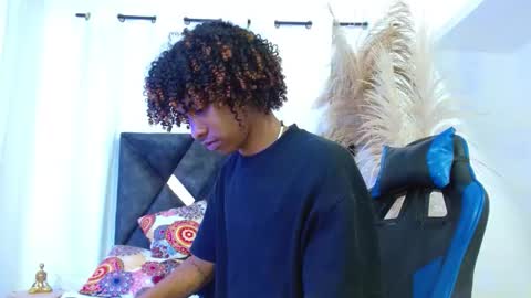 Angel online show from February 27, 10:24 pm