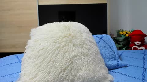 KrystyYo online show from October 27, 5:18 am