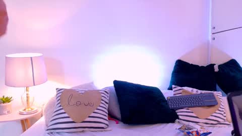 Angel online show from March 12, 6:53 pm