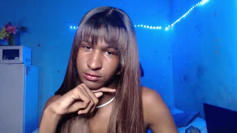 Snapshot of angell_dustt chatting on October 20, 1:54 am Danielle online show from October 20, 1:54 am