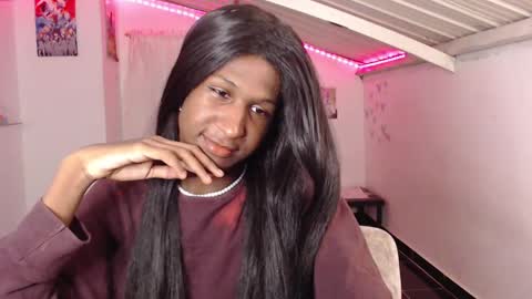 Snapshot of angell_dustt chatting on January 20, 1:18 am Danielle online show from January 20, 1:18 am