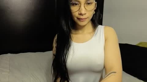  ANGELA ISABELLA  online show from November 1, 1:32 pm