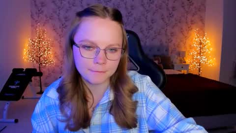 angellarud online show from March 5, 9:24 pm