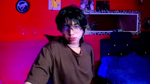 Snapshot of angellonfire chatting on February 3, 6:34 am Angel  online show from February 3, 6:34 am