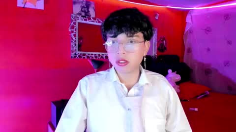 Snapshot of angellonfire chatting on October 3, 5:38 am Angel  online show from October 3, 5:38 am