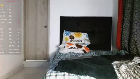 Angelm888-  online show from July 1, 1:47 am
