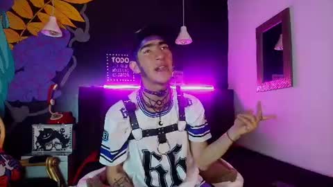 angelmarcell online show from July 24, 6:54 am