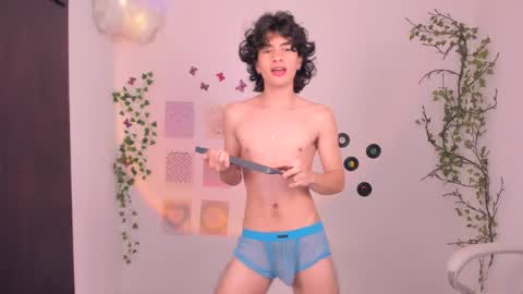 Angel online show from September 24, 6:14 pm