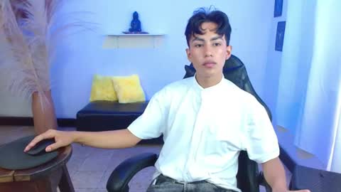 Angelo online show from July 29, 3:56 pm