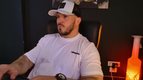 BlackWolf online show from April 19, 11:22 am