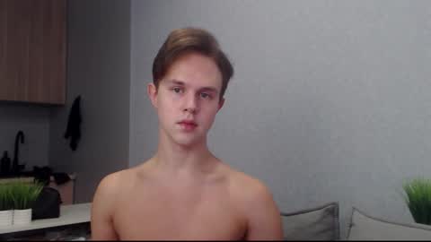 Angel online show from October 26, 9:54 am