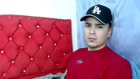 angels_0001 online show from December 18, 7:36 am