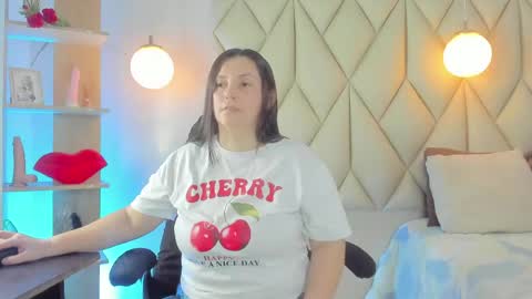 ANGIE online show from April 17, 2:08 pm