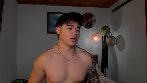 Snapshot of angelx_fox chatting on January 29, 8:51 am Angel Fox online show from January 29, 8:51 am