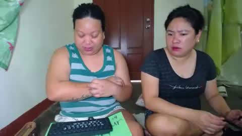 angelxmills online show from March 29, 3:41 am