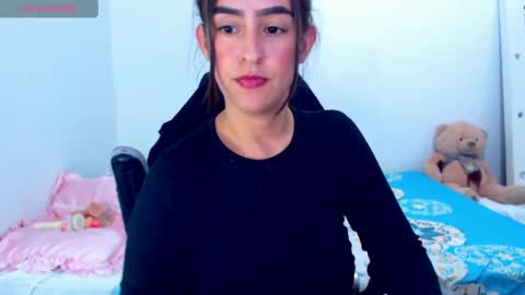 IG angie dreamgirl01 online show from April 18, 12:01 am