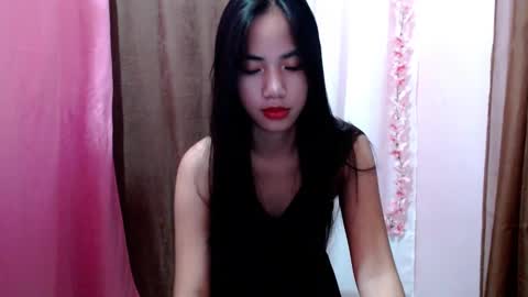 Snapshot of angle_goddess chatting on October 8, 4:29 am angle_goddess online show from October 8, 4:29 am