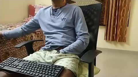 Tutu22 online show from February 8, 3:00 pm