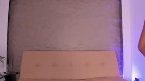 angy_avila online show from October 15, 11:44 am