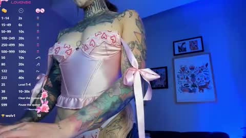 Anie  or Nina online show from December 3, 9:26 pm