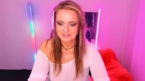 Aniela online show from September 16, 7:33 am