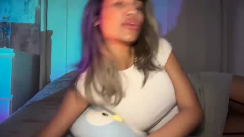 anisha online show from January 6, 11:03 am