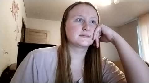 Anika online show from June 9, 2:22 am